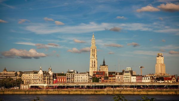 Vue d'Anvers depuis la rive gauche