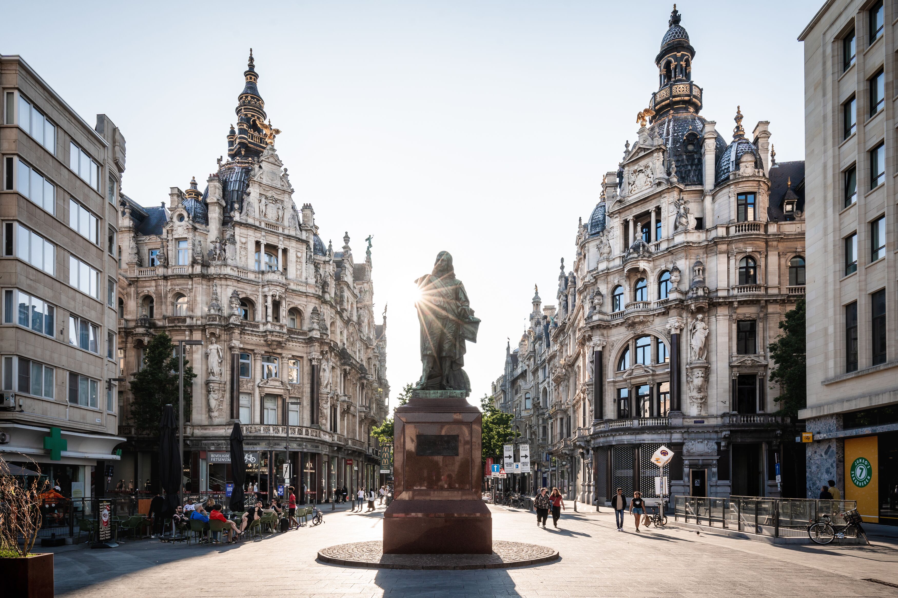 You just have to visit these shopping streets | Visit Antwerpen