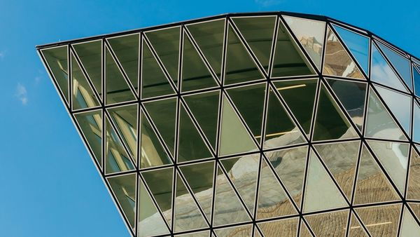Havenhuis detail van de architectuur