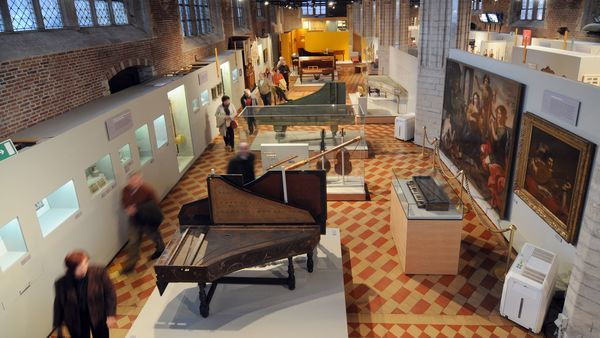 Museum Vleeshuis stellt Instrumente aus