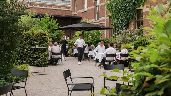 Hotel August