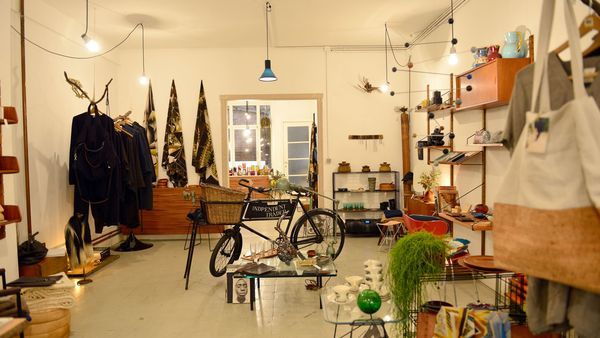 Ladeneinrichtung im Atelier Solarshop