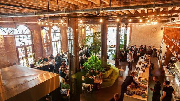 Ga Nord restaurant mit vielen Kunden