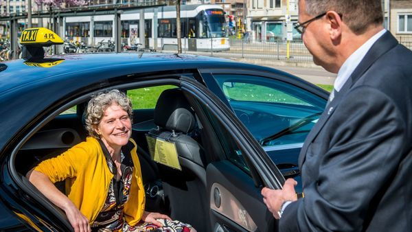 Le taxi, une solution rapide, abordable et sûre. 
