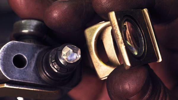 loupe 4 © Donald Woodrow